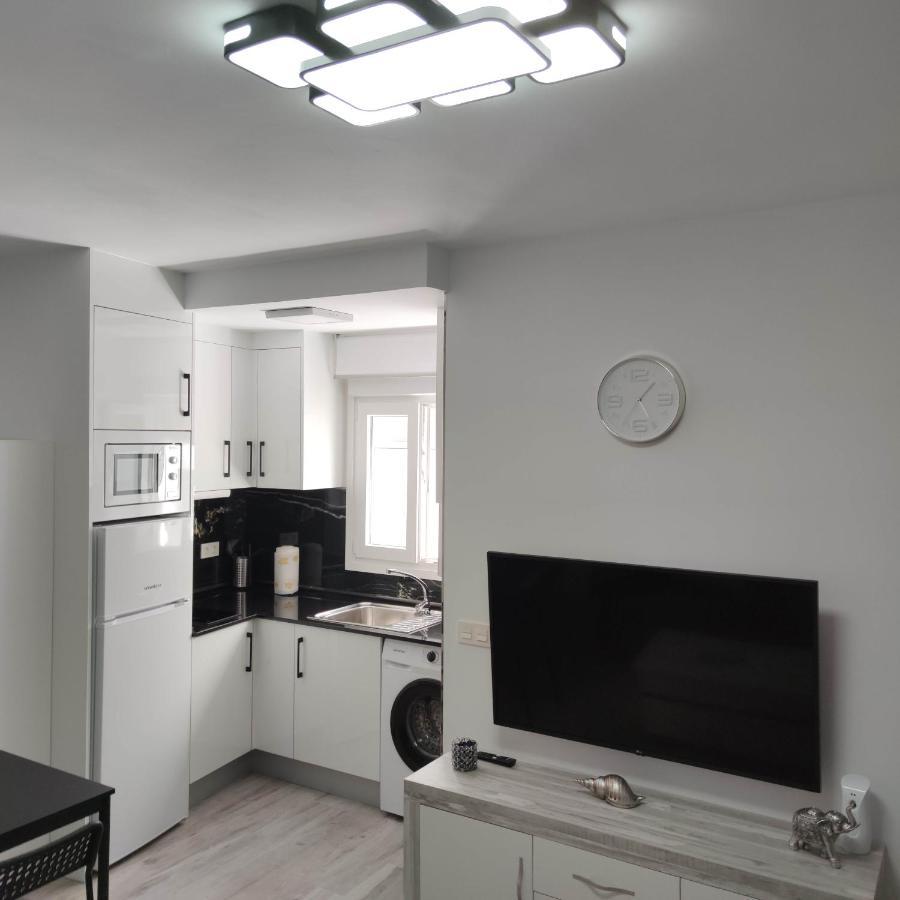Apartamentos Sol Y Luna Conil Conil De La Frontera Exteriör bild